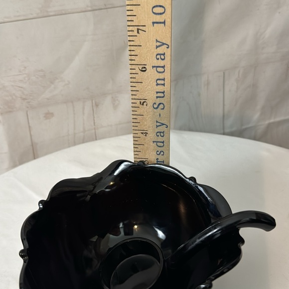 L.E. Smith Black Amethyst Vintage 3 Footed Condiment Bowl with Glass Ladle - Picture 10 of 11